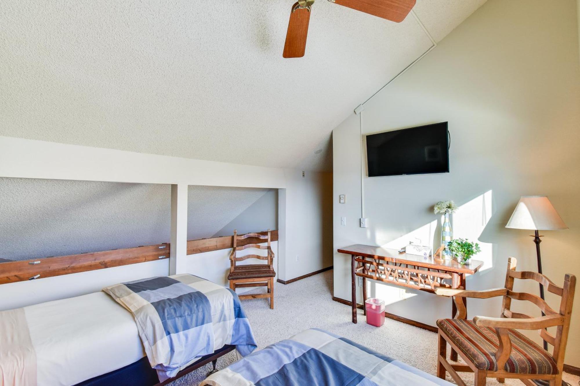 Central Steamboat Condo Outdoor Hot Tub And Pool! Steamboat Springs Exterior foto